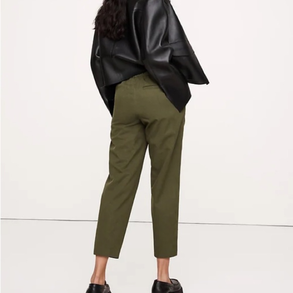 Banana Republic Balloon Crop Pant